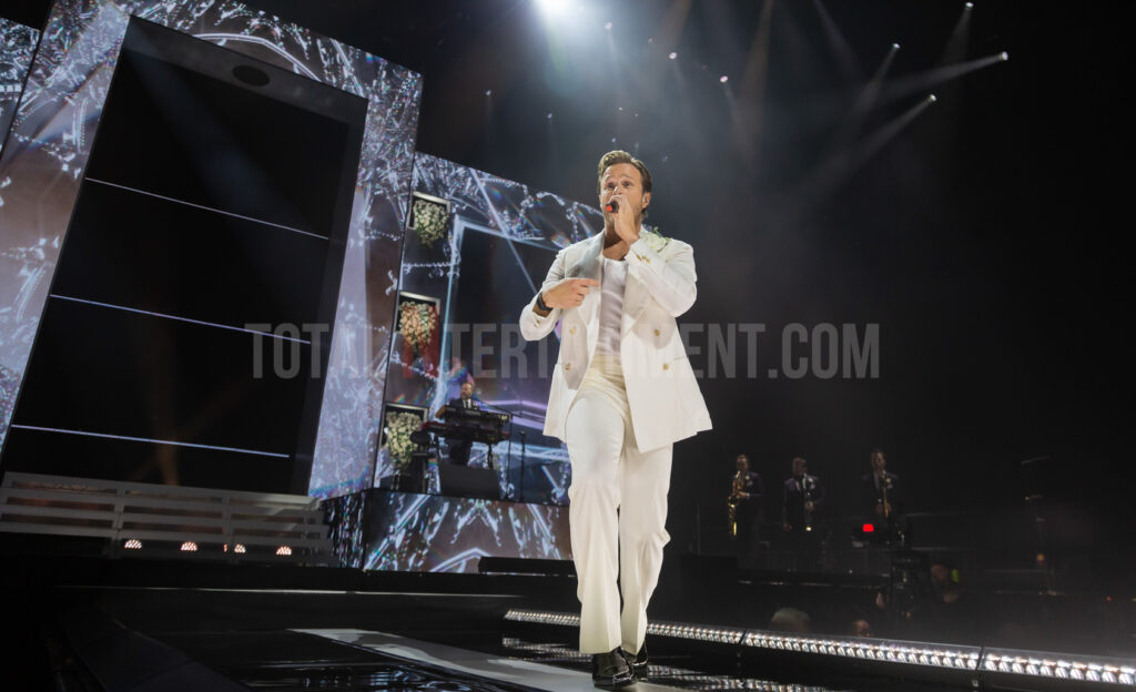 Jo Forrest, Live Event, Music Photography, Totalntertainment, Leeds, First Direct Arena, Olly Murs, Music Photography