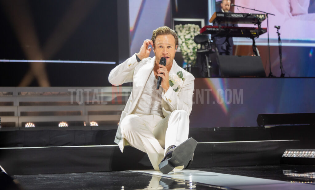 Jo Forrest, Live Event, Music Photography, Totalntertainment, Leeds, First Direct Arena, Olly Murs, Music Photography
