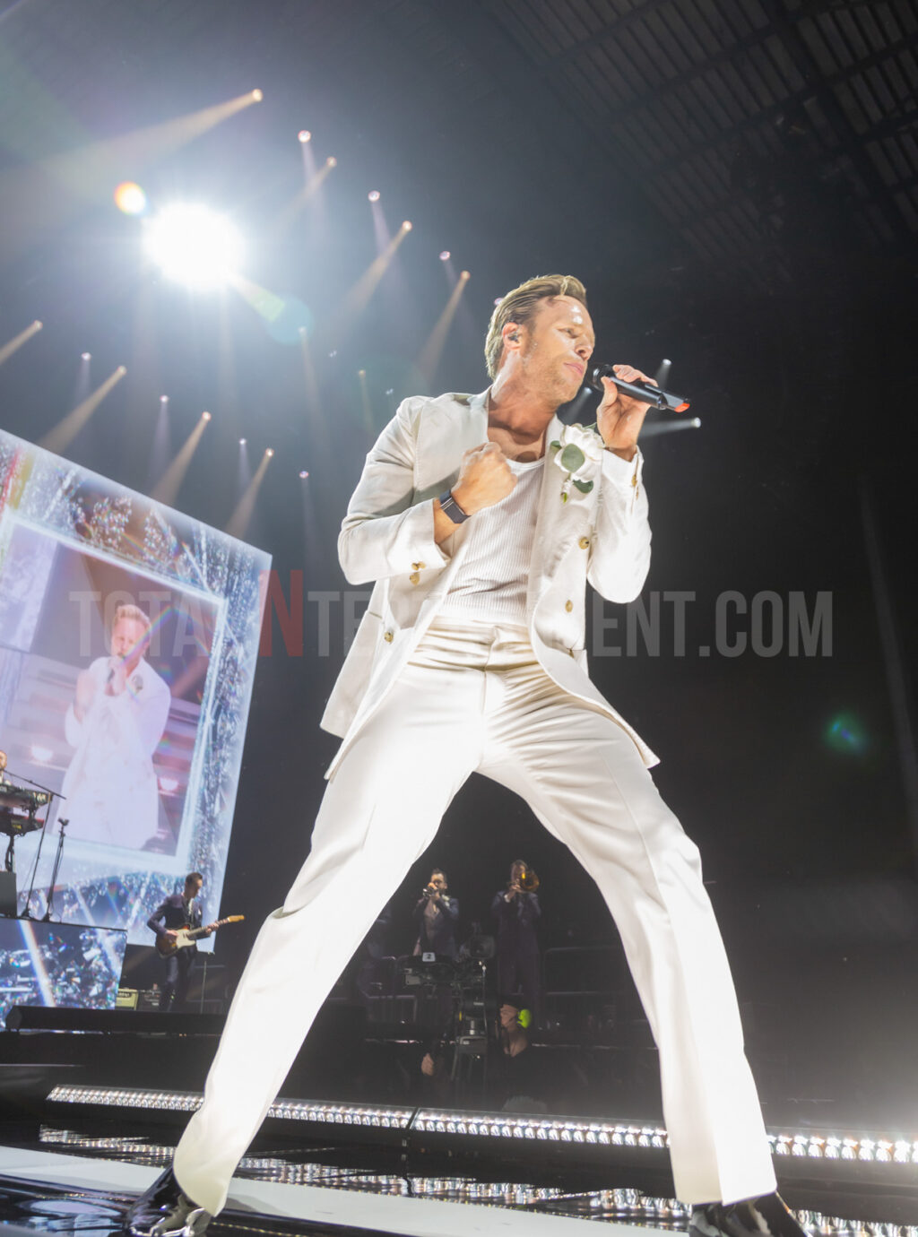Jo Forrest, Live Event, Music Photography, Totalntertainment, Leeds, First Direct Arena, Olly Murs, Music Photography