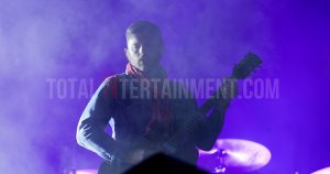 Kings of Leon, Leeds festival, Jo Forrest, review, TotalNtertainment, Leeds