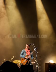 Kings of Leon, Leeds festival, Jo Forrest, review, TotalNtertainment, Leeds