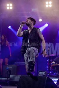 Tom Grennan, Leeds festival, Jo Forrest, review, TotalNtertainment, Leeds