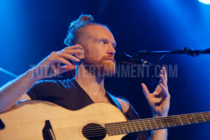 Newton Faulkner, Leeds, Jo Forrest, Review, TotalNtertainment