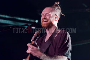 Newton Faulkner, Leeds, Jo Forrest, Review, TotalNtertainment