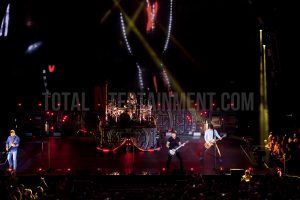 Nickelback, tour, Leeds Jo Forrest, totalntertainment