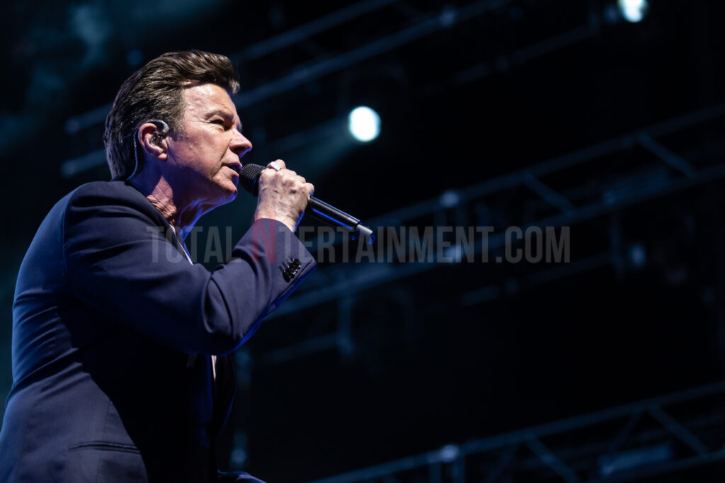 Rick Astley, Music, Live Event, Leeds Arena, TotalNtertainment, Jo Forrest