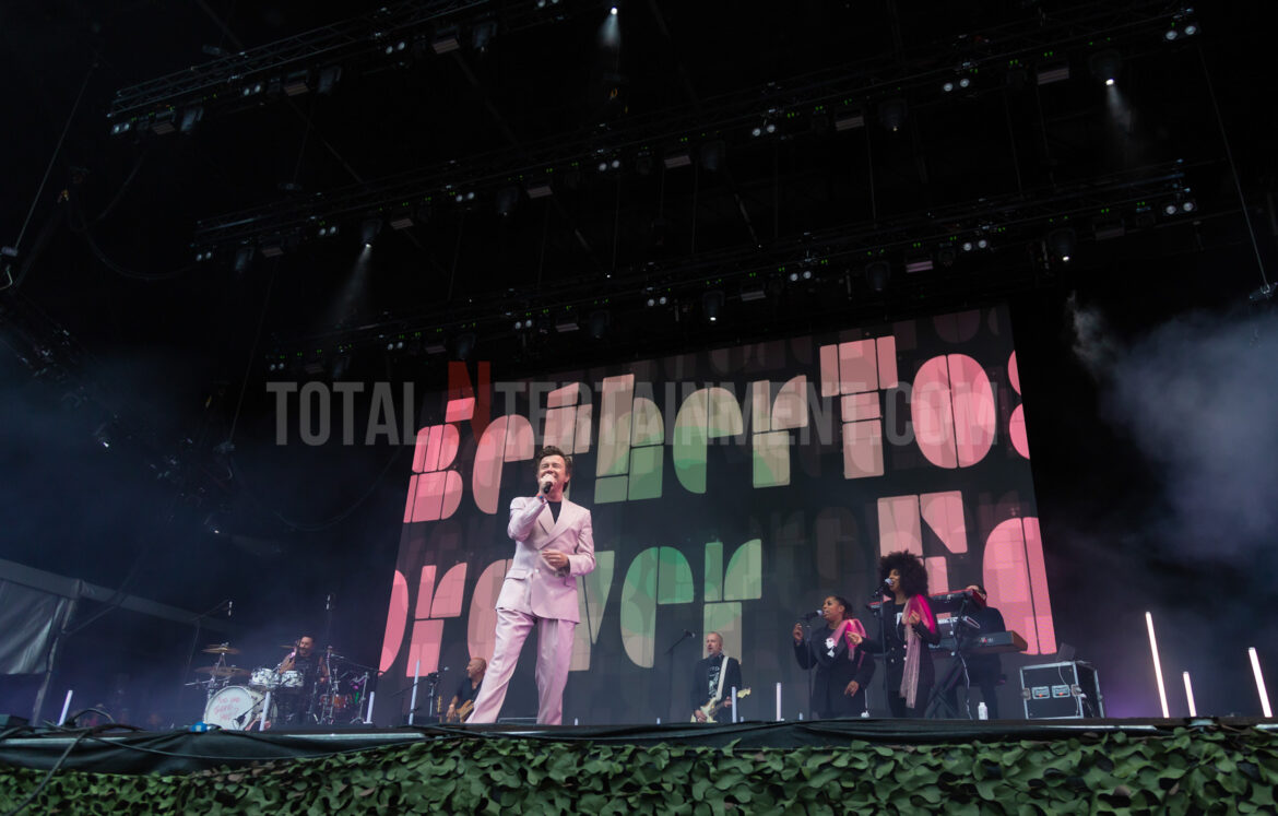 Kendal Calling, Music, Festival, Jo Forrest, TotalNtertainment, Review, Lowther Park, Rick Astley, Tom Stade