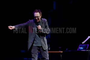 Jon Ronson, Review, Jo Forrest, TotalNtertainment, Leeds, Graham Finney, Theatre