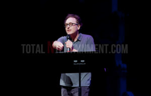 Jon Ronson, Review, Jo Forrest, TotalNtertainment, Leeds, Graham Finney, Theatre