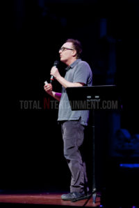 Jon Ronson, Review, Jo Forrest, TotalNtertainment, Leeds, Graham Finney, Theatre