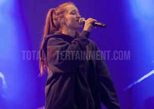 Sigrid, Leeds Festival, Jo Forrest, review, TotalNtertainment, Leeds