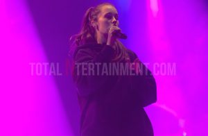 Sigrid, Leeds Festival, Jo Forrest, review, TotalNtertainment, Leeds