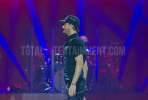 Enrique Iglesias, Manchester, TotalNtertainment, Jo Forrest, Review