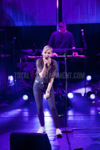 Dido, Albert Hall, Manchester, TotalNtertainment, Jo Forrest, Review