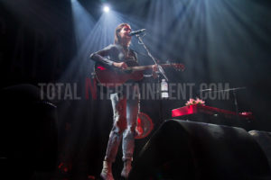 Nina Nesbitt, Leeds, O2 Academy, Jo Forrest, Review, TotalNtertainment