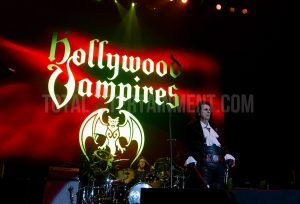 Hollywood Vampires, Manchester, Jo Forrest, TotalNtertainment, Music, Johnny Depp, Alice Cooper, Joe Perry