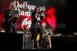 Hollywood Vampires, Manchester, Jo Forrest, TotalNtertainment, Music, Johnny Depp, Alice Cooper, Joe Perry