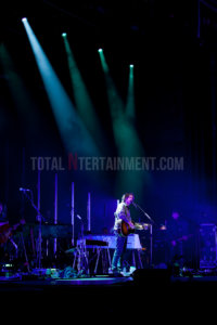 Snow Patrol, Music, Manchester, TotalNtertainment, Jo Forrest, Review