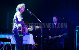 Snow Patrol, Music, Manchester, TotalNtertainment, Jo Forrest, Review