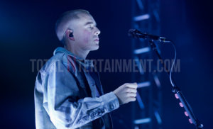 Dermot Kennedy, Music, Review, TotalNtertainment, Jo Forrest, Leeds