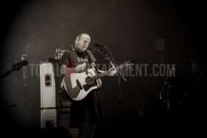 Travis, Manchester, Christopher James Ryan, TotalNtertainment, Review