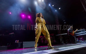 Jessie J, Leeds, O2 Academy, Jo Forrest, Review, TotalNtertainment