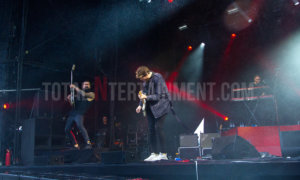 James Arthur, York, Jo Forrest, Review, York Races, TotalNtertainment