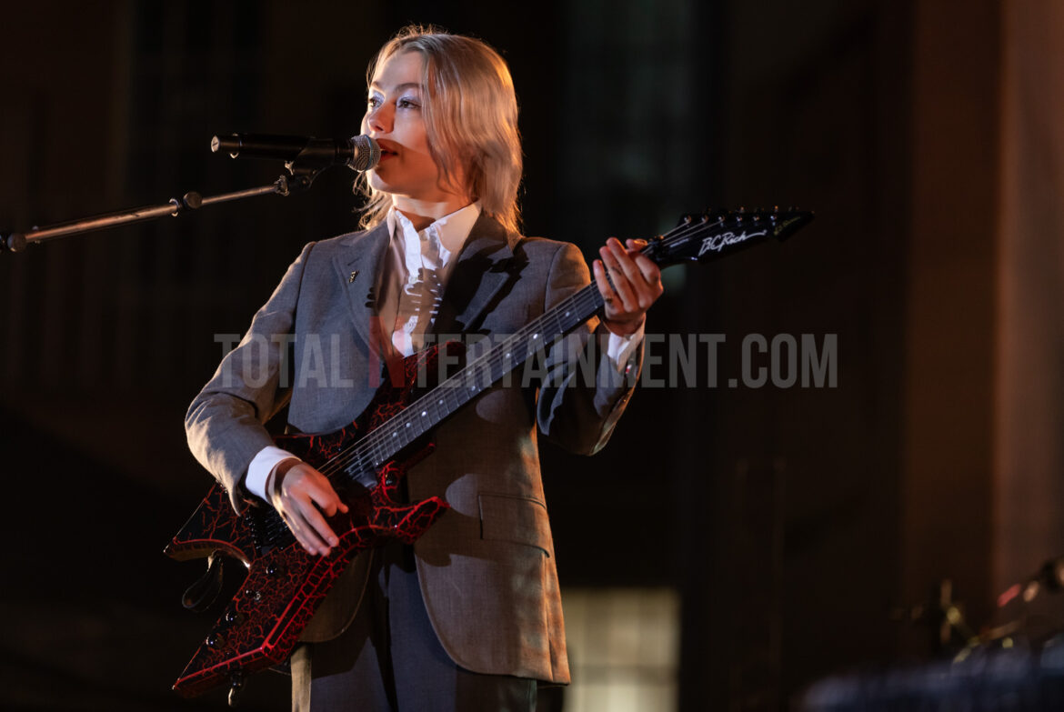 Jo Forrest, Live Event, Music Photography, Totalntertainment, Boygenius, Halifax, The Piece Hall, Music Photography