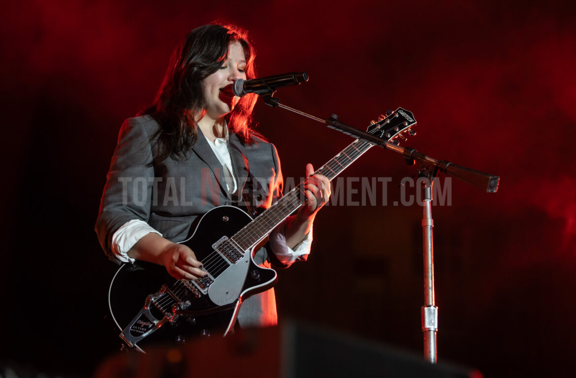 Jo Forrest, Live Event, Music Photography, Totalntertainment, Boygenius, Halifax, The Piece Hall, Music Photography