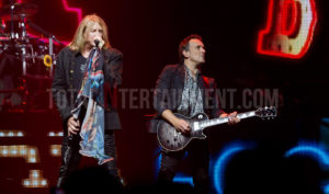 Def Leppard, Manchester, Review, Jo Forrest, TotalNtertainment, Hysteria