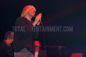 The Charlatans, First Direct Arena, Leeds, Jo Forrest, Review, TotalNtertainment, Music
