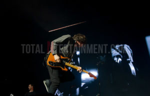 Snow Patrol, Leeds, First Direct Arena, Review, Jo Forrest, TotalNtertainment