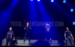 Boyzone, Leeds, Jo Forrest, Review, First Direct Arena, TotalNtertainment