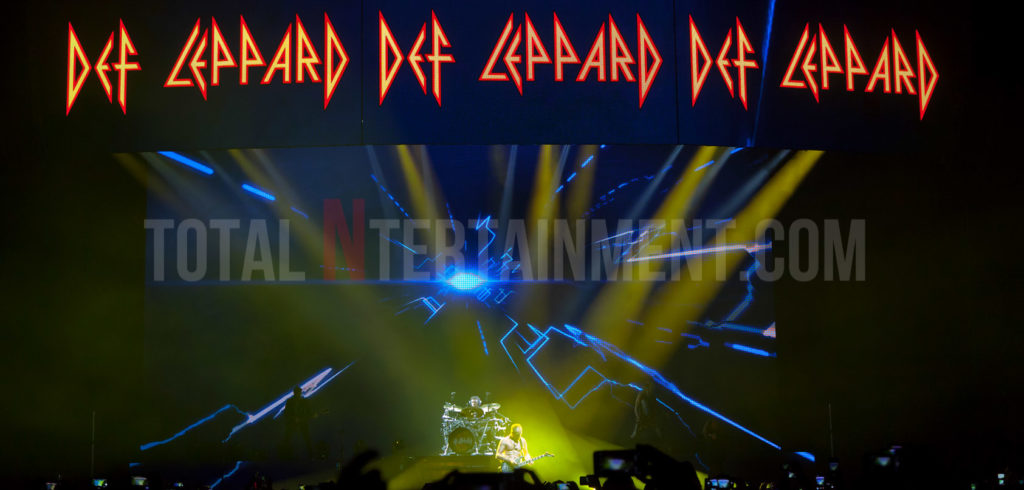 Def Leppard, Manchester, Review, Jo Forrest, TotalNtertainment, Hysteria