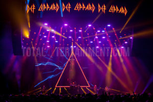 Def Leppard, Manchester, Review, Jo Forrest, TotalNtertainment, Hysteria