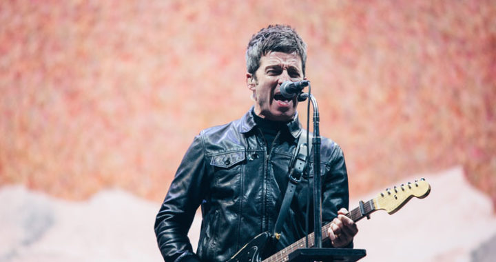 Noel Gallaghers HFB close the first night of Isle of Wight festival