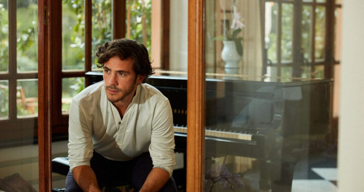 Jack Savoretti releases ‘Dancing Through The Rain’