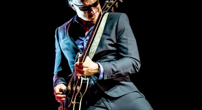 Joe Bonamassa announces May 2023 Tour