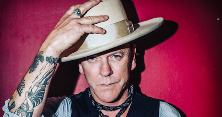 Kiefer Sutherland releases new video