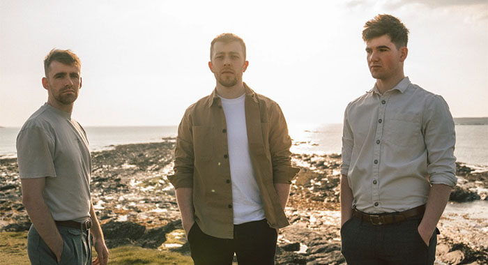 Kingfishr release “Heart In the water’