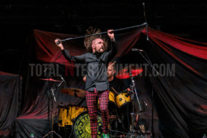 Massive Wagons, Manchester, Review, TotalNtertainment, Music, Mark Ellis