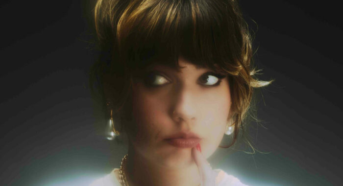 Lily Moore release new single ‘Beautiful Lie’