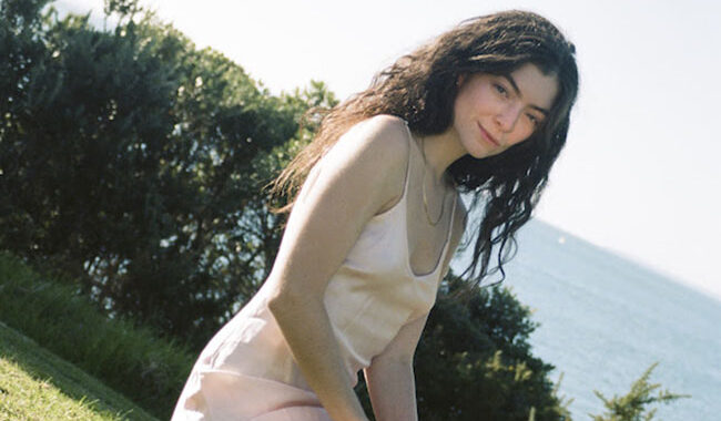 Lorde announces new album and tour