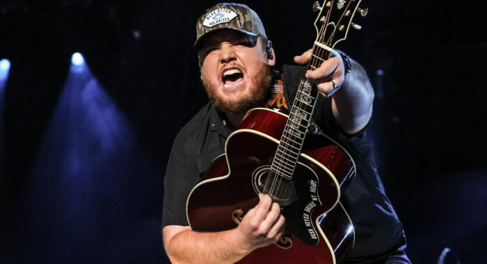 Luke Combs announces huge 2023 World Tour
