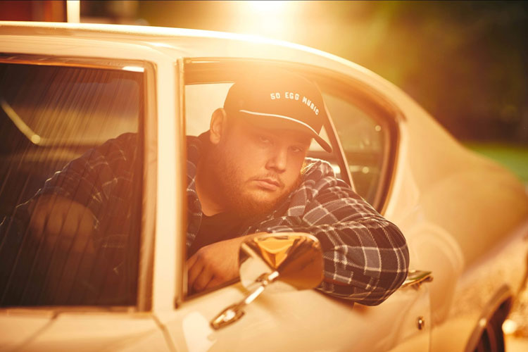 Luke Combs, Music, New SIngle, Six Feet Apart, TotalNtertainment