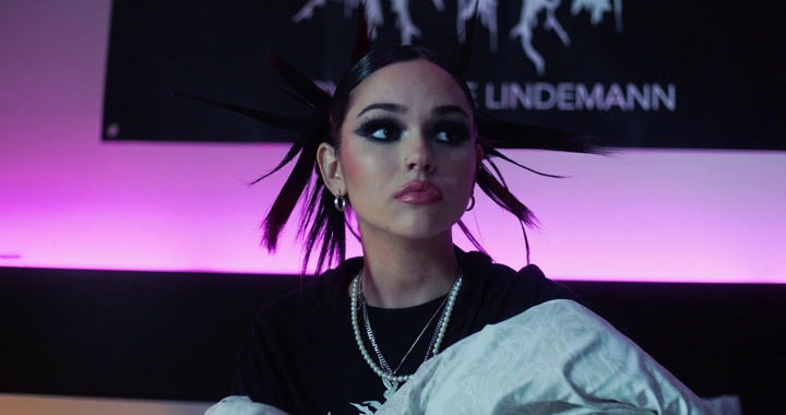‘Knife Under My Pillow, new from Maggie Lindemann