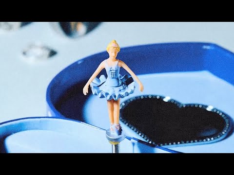 Man/Woman/Chainsaw share new single ‘Only Girl’ Man/Woman/Chainsaw