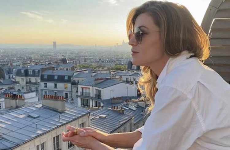 Melody Gardot, Music, New Single, From Paris With Love, TotalNtertainment, Sunset In The Blue