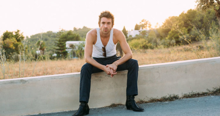 Miles Kane releases sun-soaked video for new single ‘Blame It On The Summertime’.
