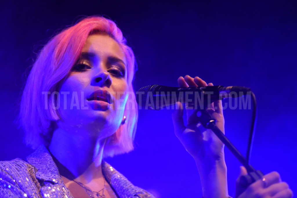 Nina Nesbitt, Manchester, TotalNtertainment, Stephen Farrell, review, Music